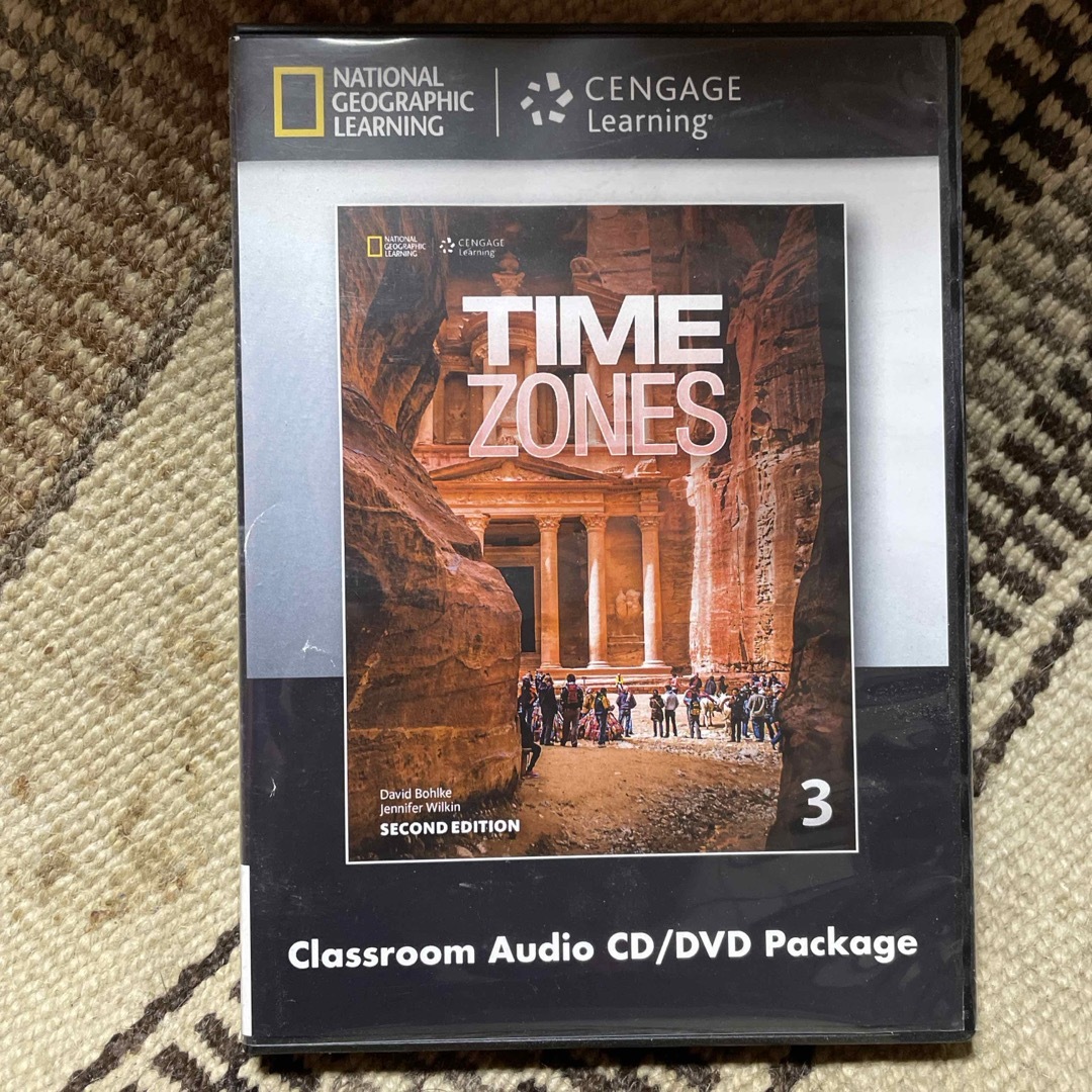 TIME ZONES Classroom Audio CD/DVD 1 & 3 エンタメ/ホビーのDVD/ブルーレイ(キッズ/ファミリー)の商品写真