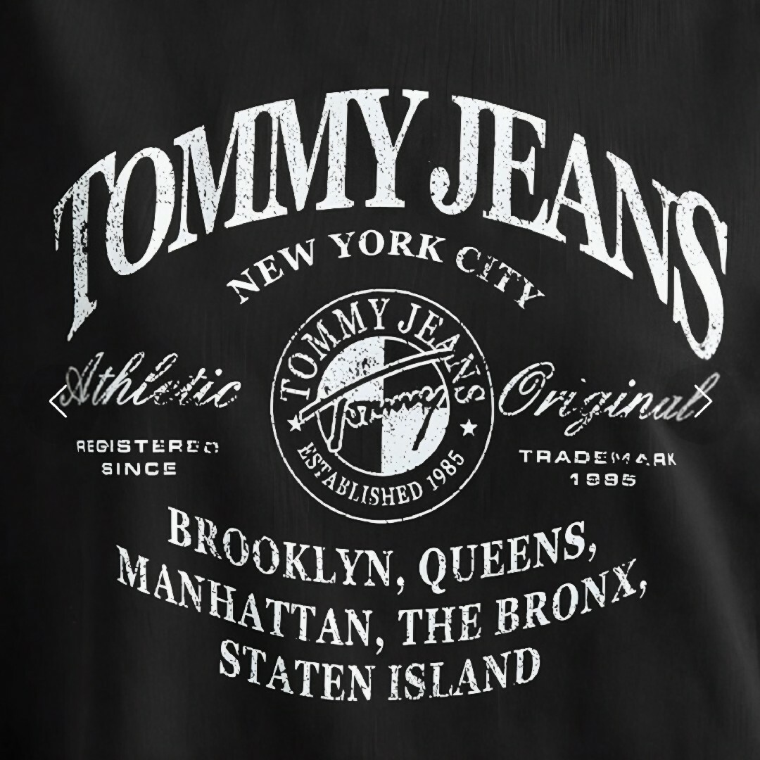 TOMMY JEANS(トミージーンズ)のトミージーンズ★オーバーサイズ ロゴ Tシャツワンピース★黒★M★レディース レディースのワンピース(ミニワンピース)の商品写真