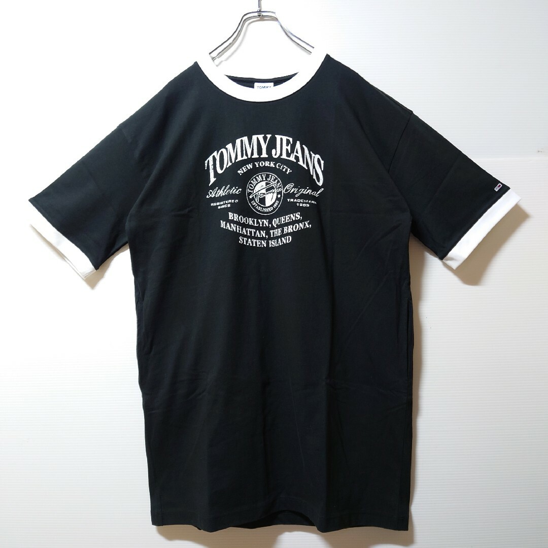 TOMMY JEANS(トミージーンズ)のトミージーンズ★オーバーサイズ ロゴ Tシャツワンピース★黒★M★レディース レディースのワンピース(ミニワンピース)の商品写真