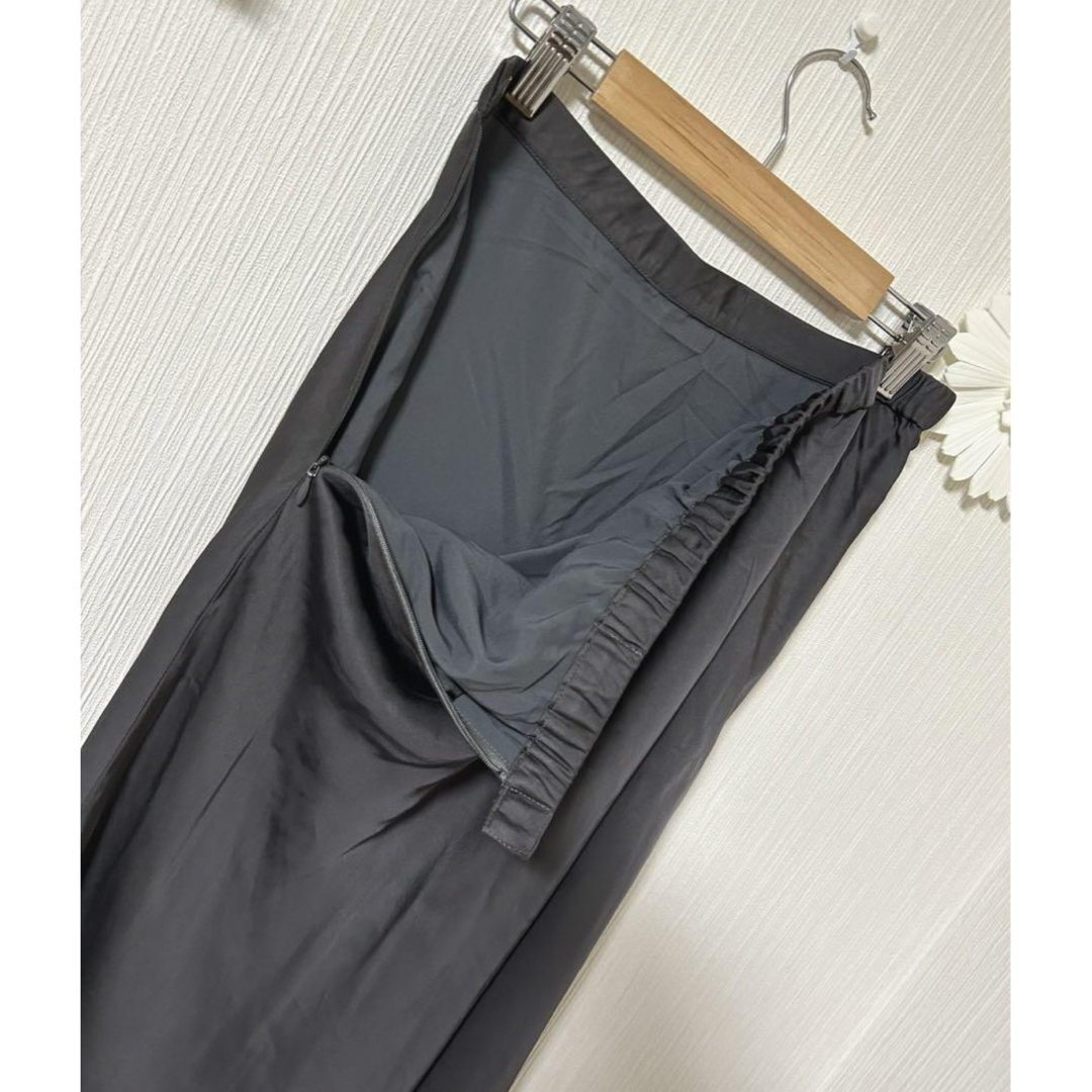 Mila Owen(ミラオーウェン)の新品未使用　ミラオーウェン　ナロースカート レディースのスカート(ロングスカート)の商品写真