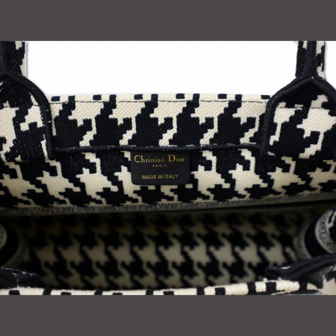 Christian Dior(クリスチャンディオール)のクリスチャンディオール  ディオール ブック トート バッグ ミディアム レディースのバッグ(トートバッグ)の商品写真
