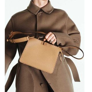 フェンディ(FENDI)の極美品【フェンディ】ピーカブー　アイシーユー　ミニ　セレリア　2way　バッグ(ハンドバッグ)