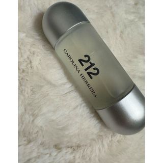 CAROLINA HERRERA - キャロライナヘレラ　212 香水