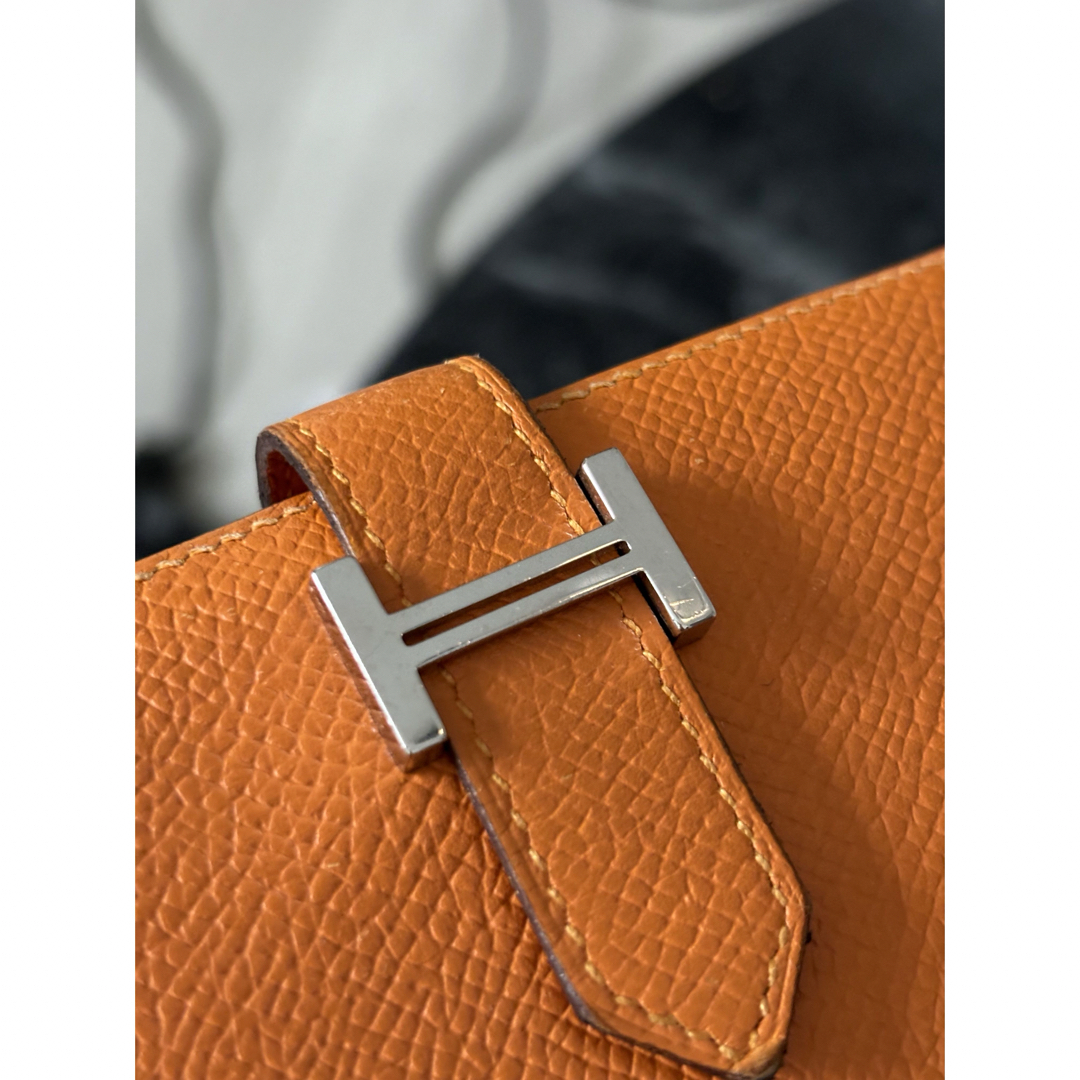 Hermes(エルメス)のHERMES べアン コンパクト ウォレット オレンジ ピンク レディースのファッション小物(財布)の商品写真