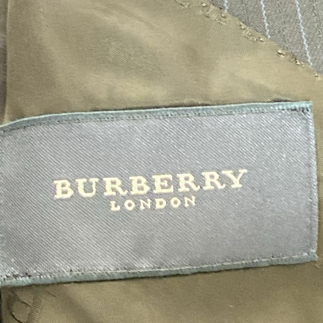 BURBERRY(バーバリー)のバーバリーロンドン　スーツ　セットアップ　総裏地　紺　ストライプ　(L) メンズのスーツ(セットアップ)の商品写真