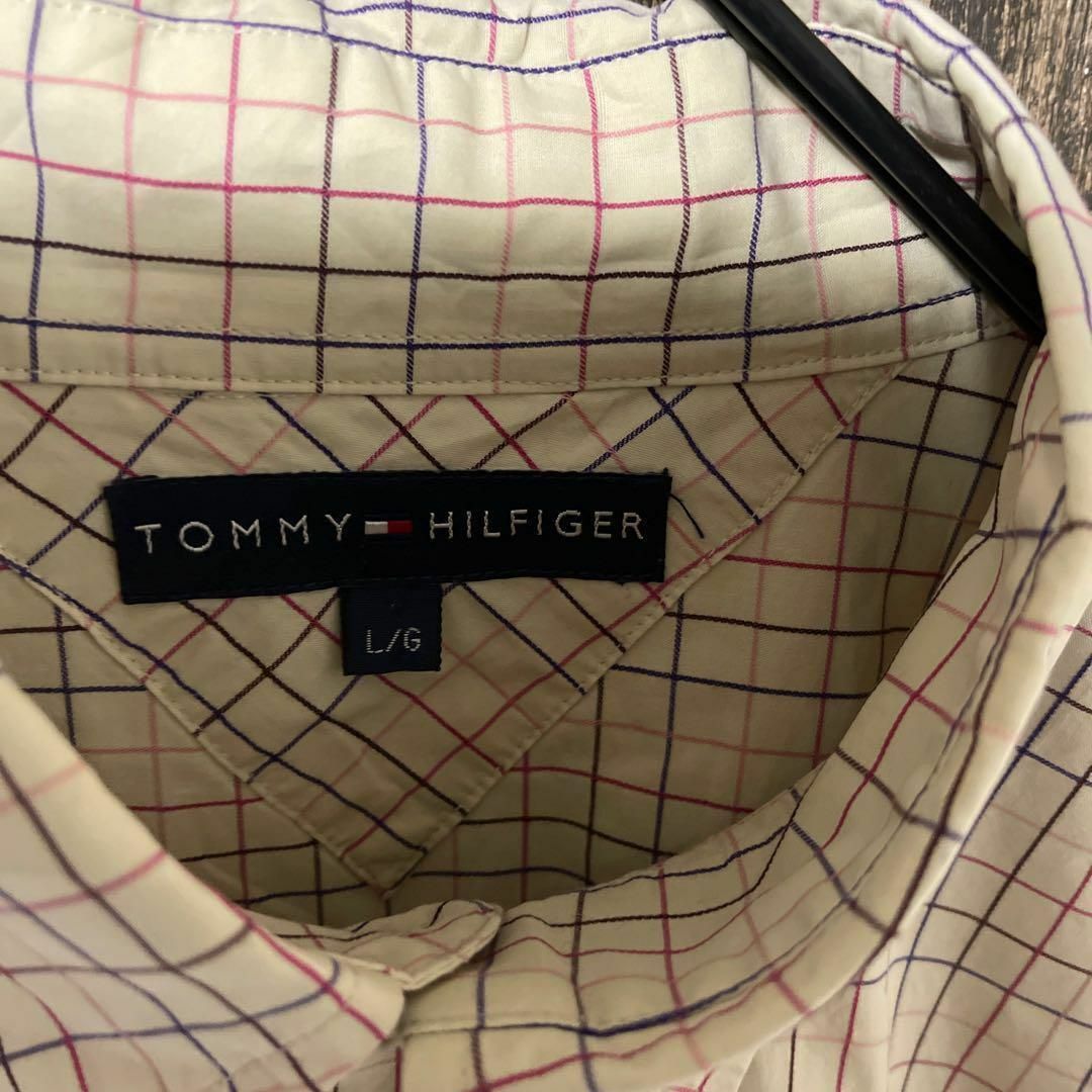 TOMMY HILFIGER(トミーヒルフィガー)のトミーヒルフィガー チェック ベージュ L ボタンダウン メンズ シャツ 古着 メンズのトップス(シャツ)の商品写真
