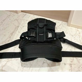 ベビービョルン(BABYBJORN)の【美品】ベビービョルン  ワンカイエアー　抱っこ紐　メッシュ(抱っこひも/おんぶひも)