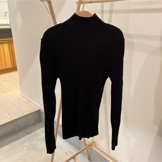 ザラ(ZARA)のZARA リブ ニット セーター(ニット/セーター)