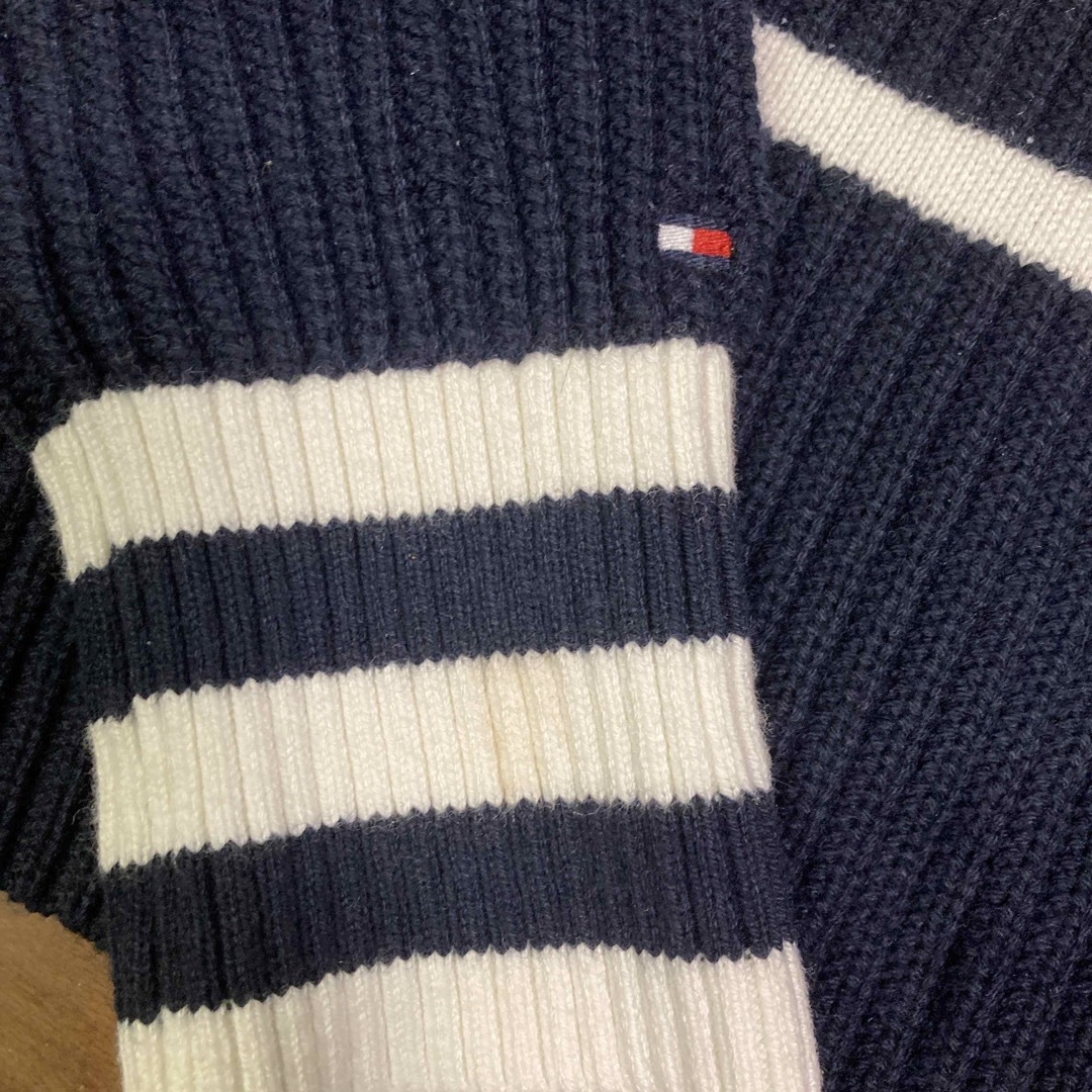 TOMMY HILFIGER(トミーヒルフィガー)のトミーフィルヒィガー　ニット レディースのトップス(ニット/セーター)の商品写真