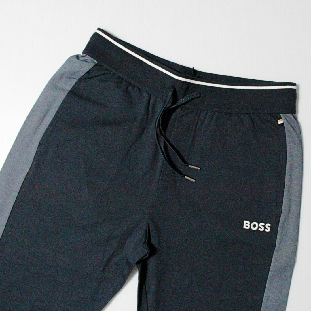 HUGO BOSS(ヒューゴボス)の新品 ヒューゴボス カラーブロックトラックジャケット セットアップ XL相当 紺 メンズのジャケット/アウター(その他)の商品写真