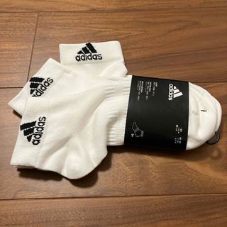 アディダス(adidas)の未使用adidasスポーツソックス 3足組25～27 オフホワイト白系アディダス(ソックス)