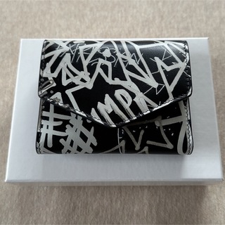 マルタンマルジェラ(Maison Martin Margiela)の黒新品 メゾン マルジェラ グラフィティ 4ステッチ  エンベロープ  折り財布(財布)
