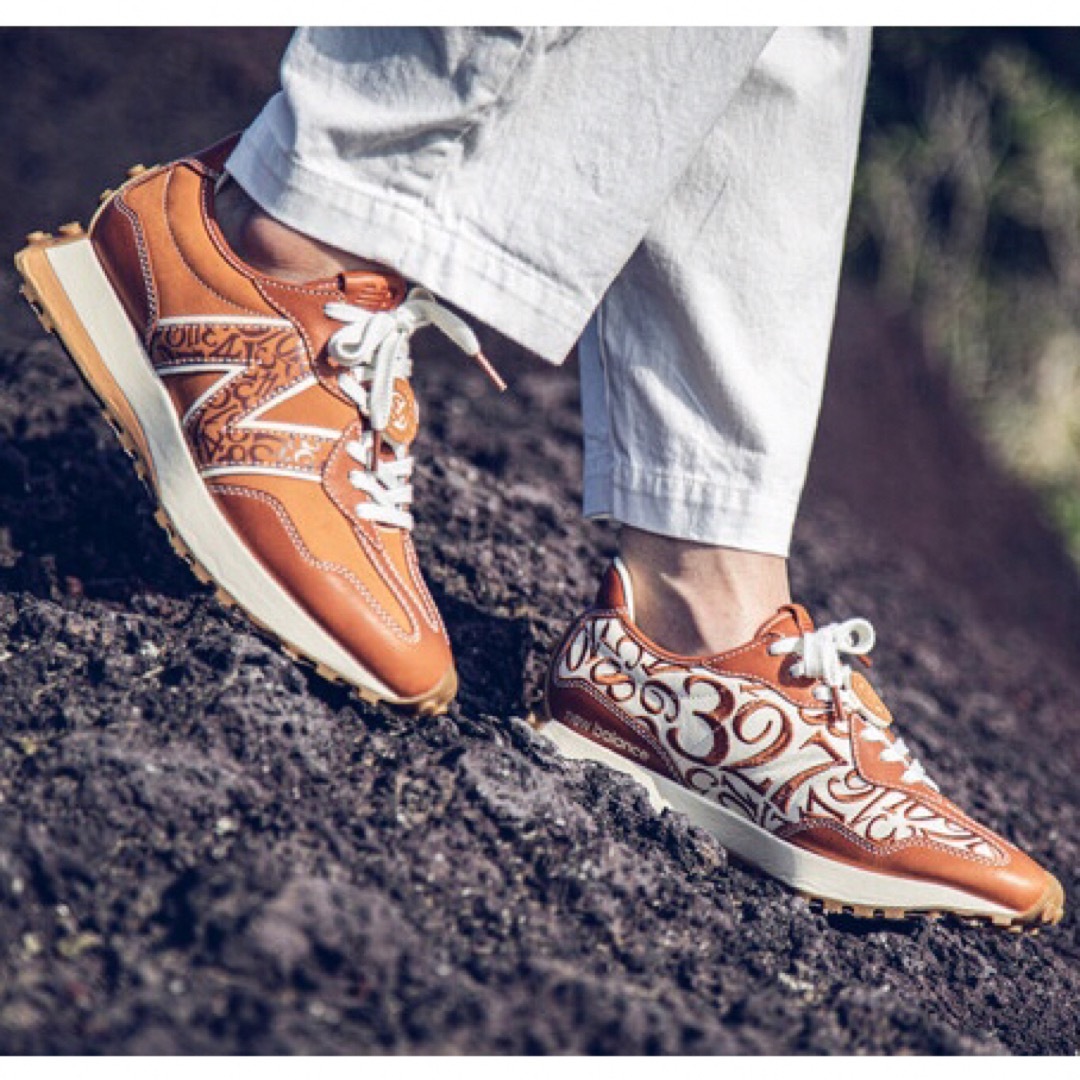 New Balance(ニューバランス)のFRANCK MULLERコラボ★ニューバランス MS327FMC BROWN メンズの靴/シューズ(スニーカー)の商品写真