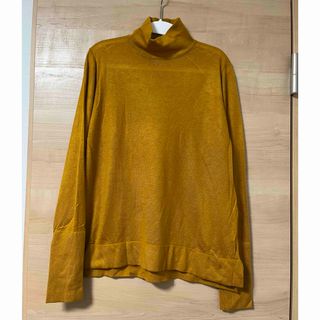 ザラ(ZARA)のZARA KNIT 薄手タートルニット　M⭐︎(ニット/セーター)