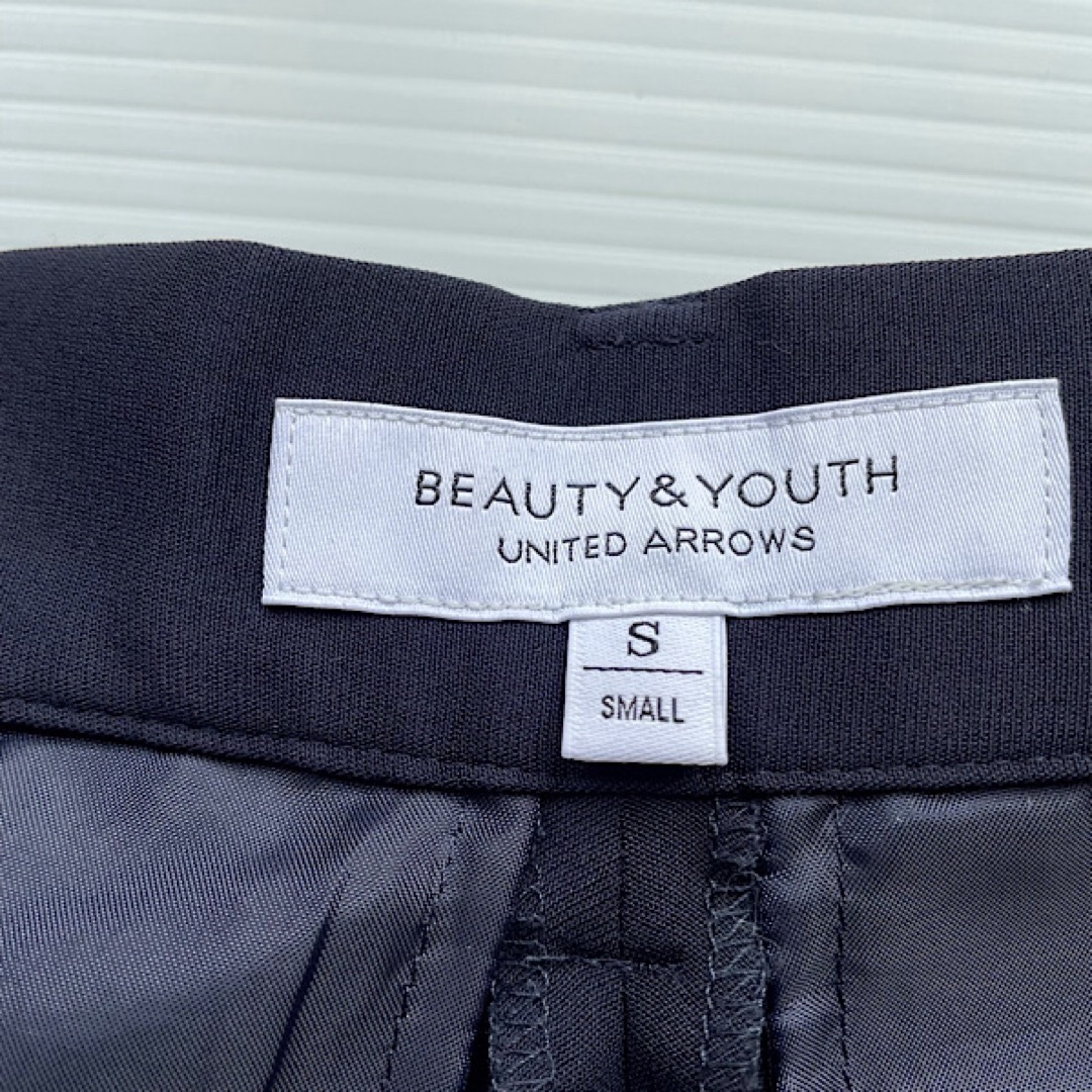 BEAUTY&YOUTH UNITED ARROWS(ビューティアンドユースユナイテッドアローズ)のユナイテッドアローズ　パンツ　レディース　ネイビー　S レディースのパンツ(カジュアルパンツ)の商品写真