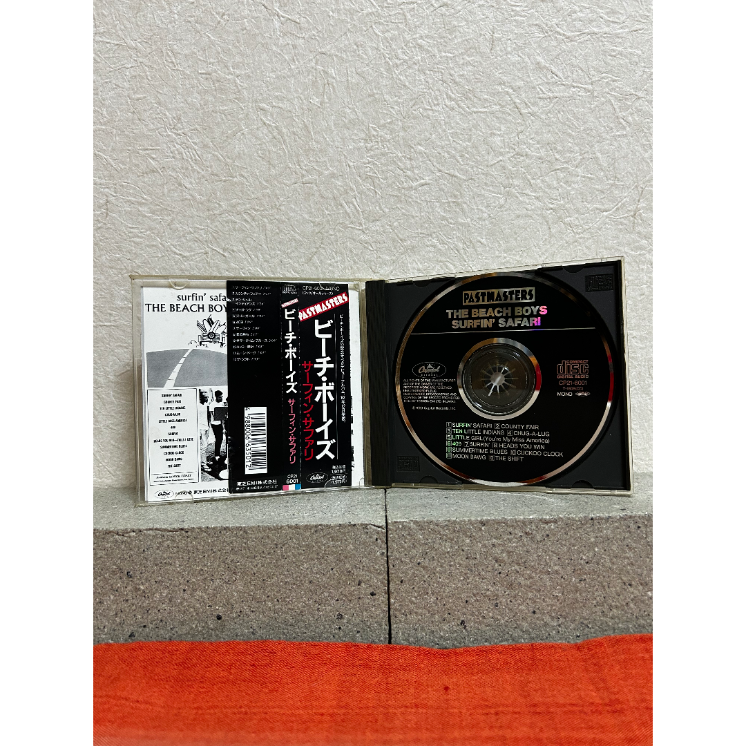 ビーチボーイズ：サーフィンサファリ　国内版 エンタメ/ホビーのCD(ポップス/ロック(洋楽))の商品写真