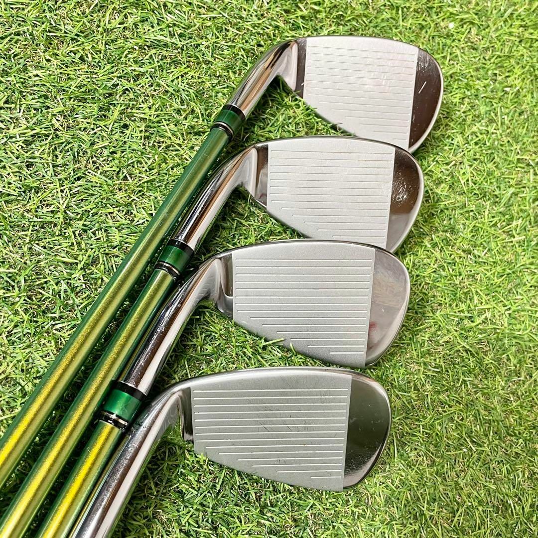 ROOTSGOLF SUPERAERMET アイアンセット 右 メンズ R 8本 スポーツ/アウトドアのゴルフ(クラブ)の商品写真