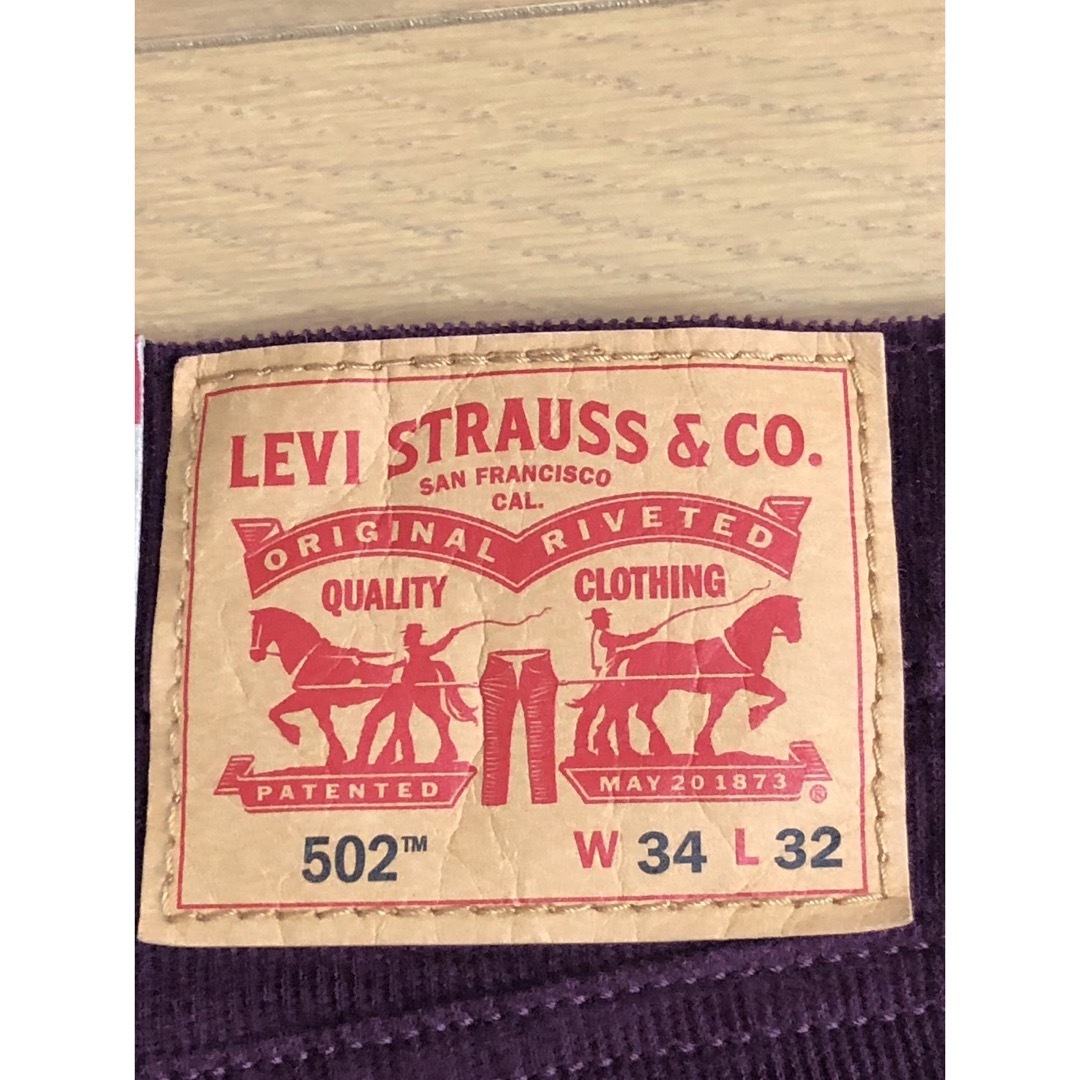 Levi's(リーバイス)のLevi's 502 TAPER WINETASTING CORDUROY メンズのパンツ(デニム/ジーンズ)の商品写真