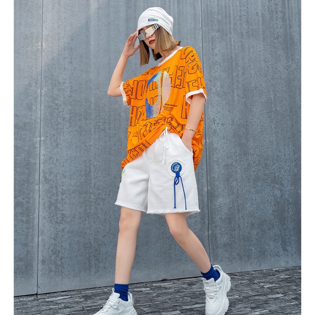 ギャザー付き　tシャツ  キラキララインストーン付き　オレンジ　大きいサイズ レディースのトップス(Tシャツ(半袖/袖なし))の商品写真