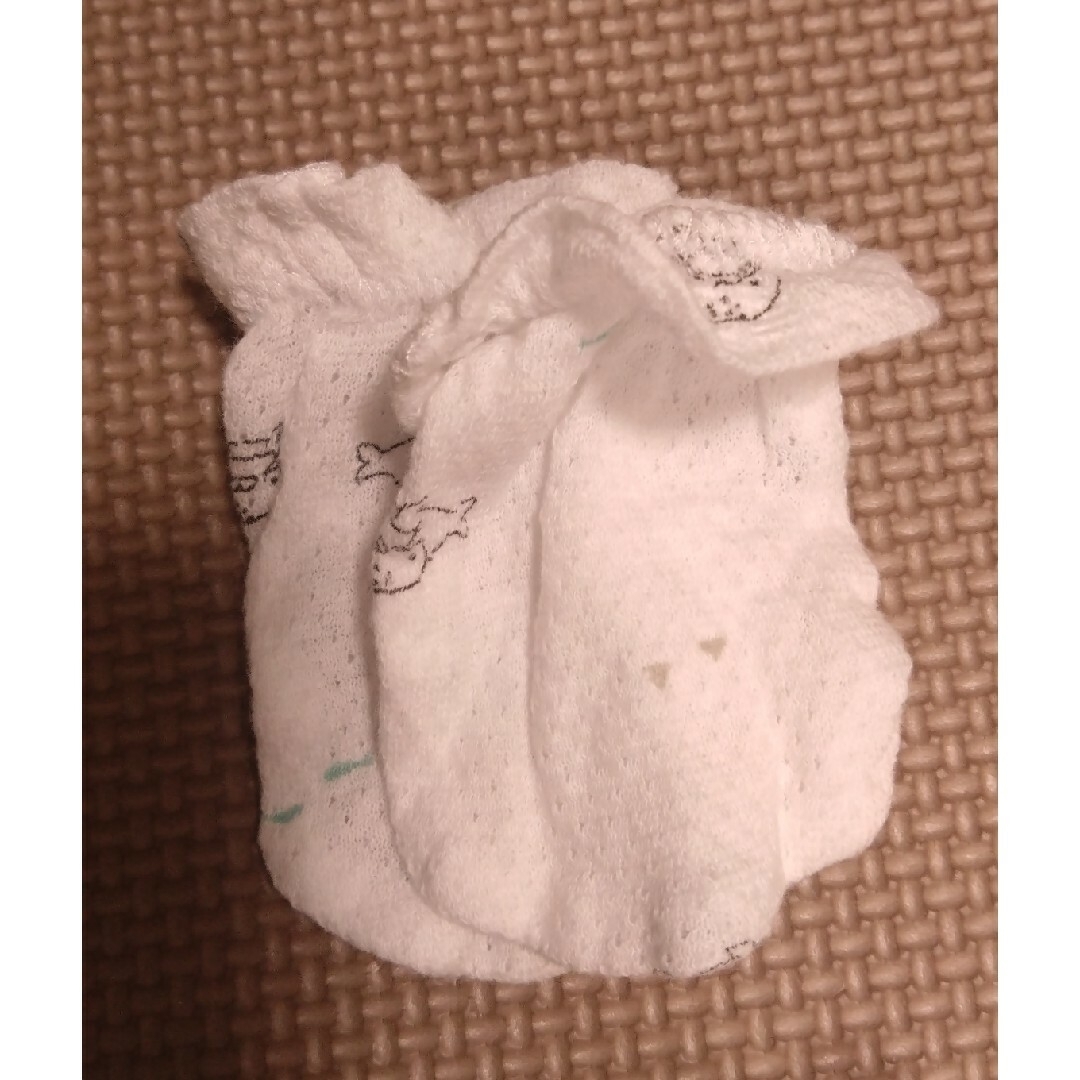 新生児 赤ちゃん ミトン メッシュ キッズ/ベビー/マタニティのベビー服(~85cm)(その他)の商品写真