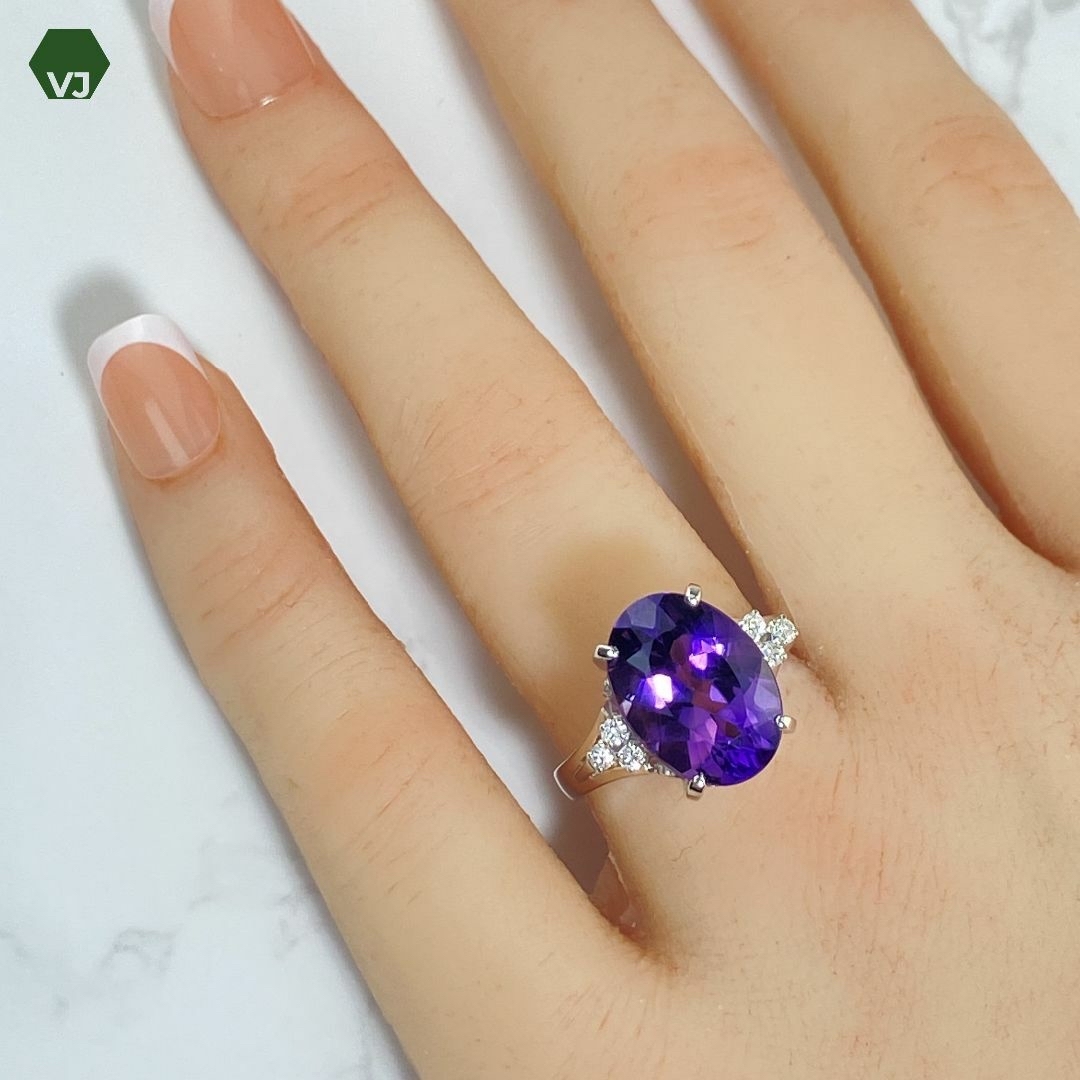 【26-09】アメジスト　ダイヤモンド　リング　4.873ct D0.12ct　 レディースのアクセサリー(リング(指輪))の商品写真