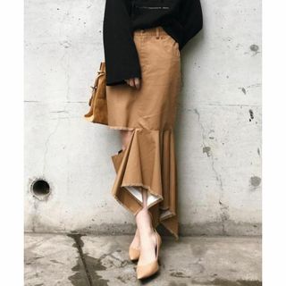 アメリヴィンテージ(Ameri VINTAGE)の【タグ付き未使用】ameri EDITTA FLIP SKIRT スカーフ柄(ロングスカート)