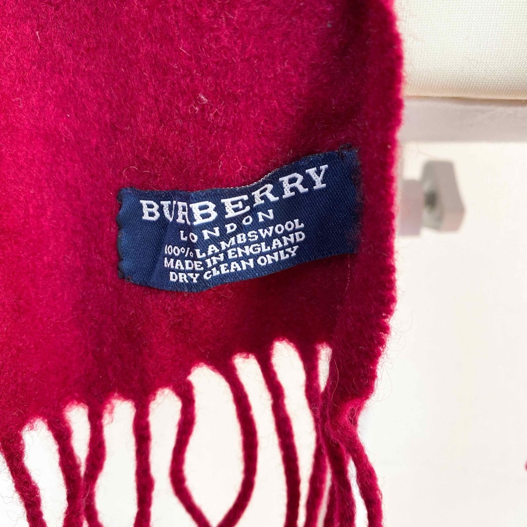 BURBERRY(バーバリー)のBurberry バーバリー　マフラー　ストール　無地　プレーン　ウール　赤色 レディースのファッション小物(マフラー/ショール)の商品写真