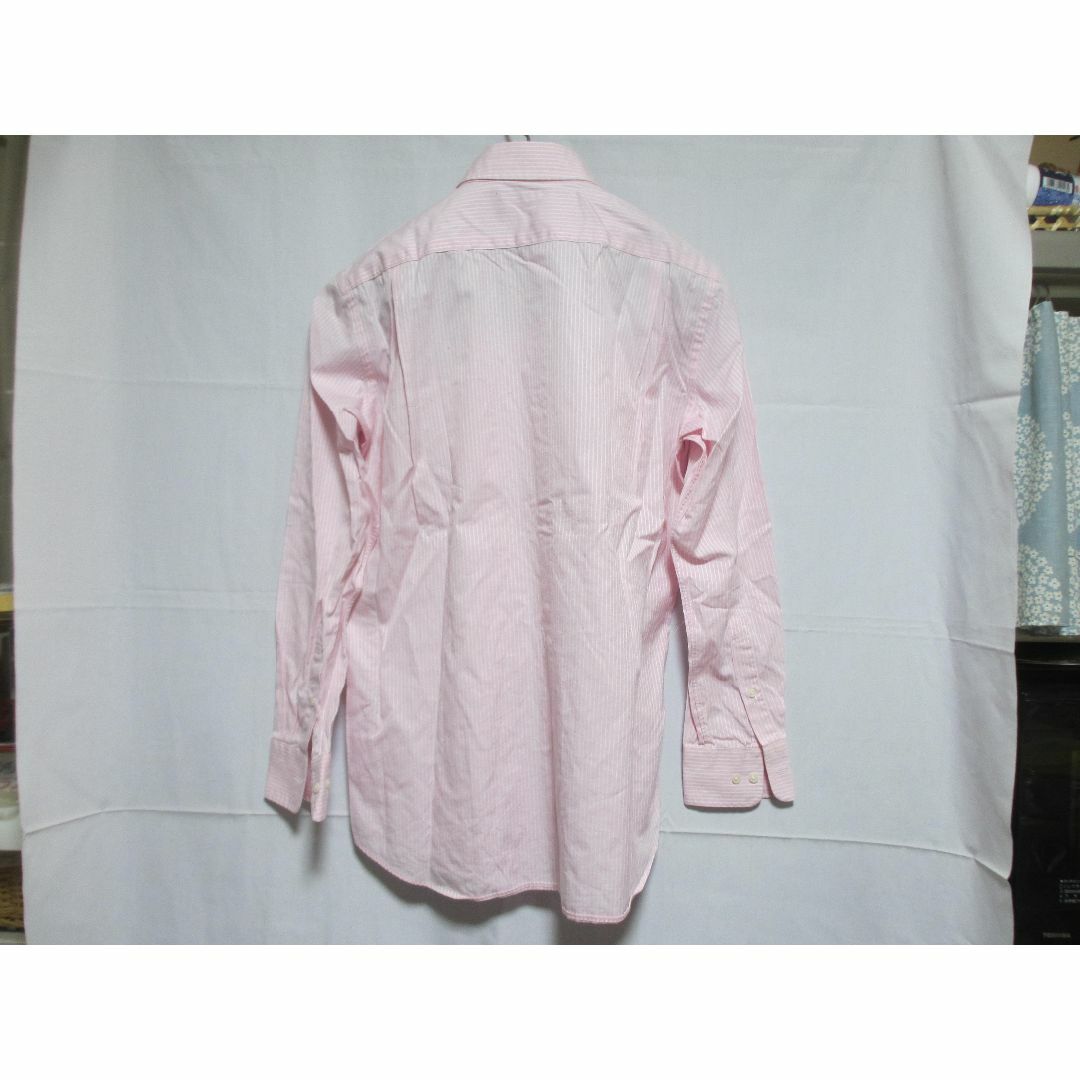 UNIQLO(ユニクロ)のユニクロ　ピンク　スタイリッシュシャツ　Ｌサイズ メンズのトップス(シャツ)の商品写真