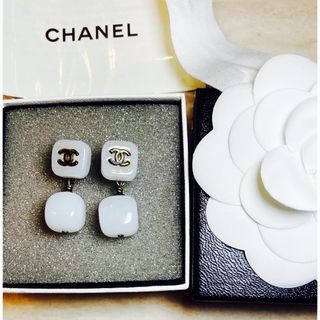 CHANEL - シャネル スクエア ココマーク スイングピアス (22330122 CHANEL - シャネル スクエア ココマーク スイングピアス (22330122