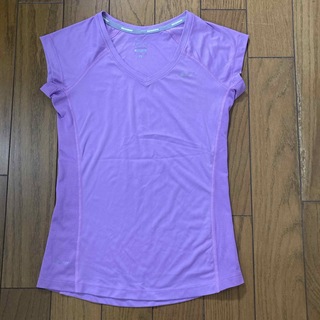 ナイキ(NIKE)のNIKE スポーツTシャツ　レディース　S size(Tシャツ(半袖/袖なし))
