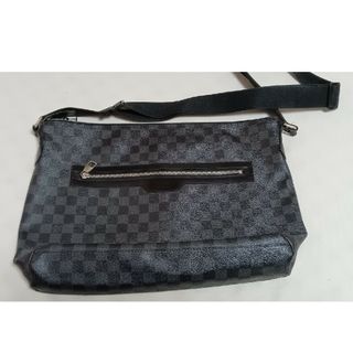 ルイヴィトン(LOUIS VUITTON)のLOUISVUITTON　ルイ・ヴィトン　ビジネス　ショルダーバッグ　ブラック(ショルダーバッグ)