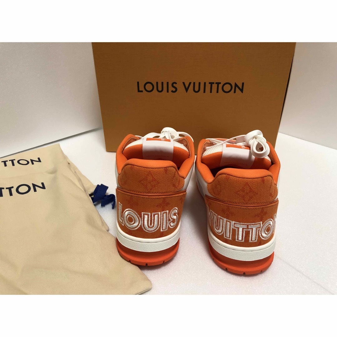 LOUIS VUITTON(ルイヴィトン)の新品LOUIS VUITTON ルイヴィトン スニーカー LVトレイナーベルクロ メンズの靴/シューズ(スニーカー)の商品写真