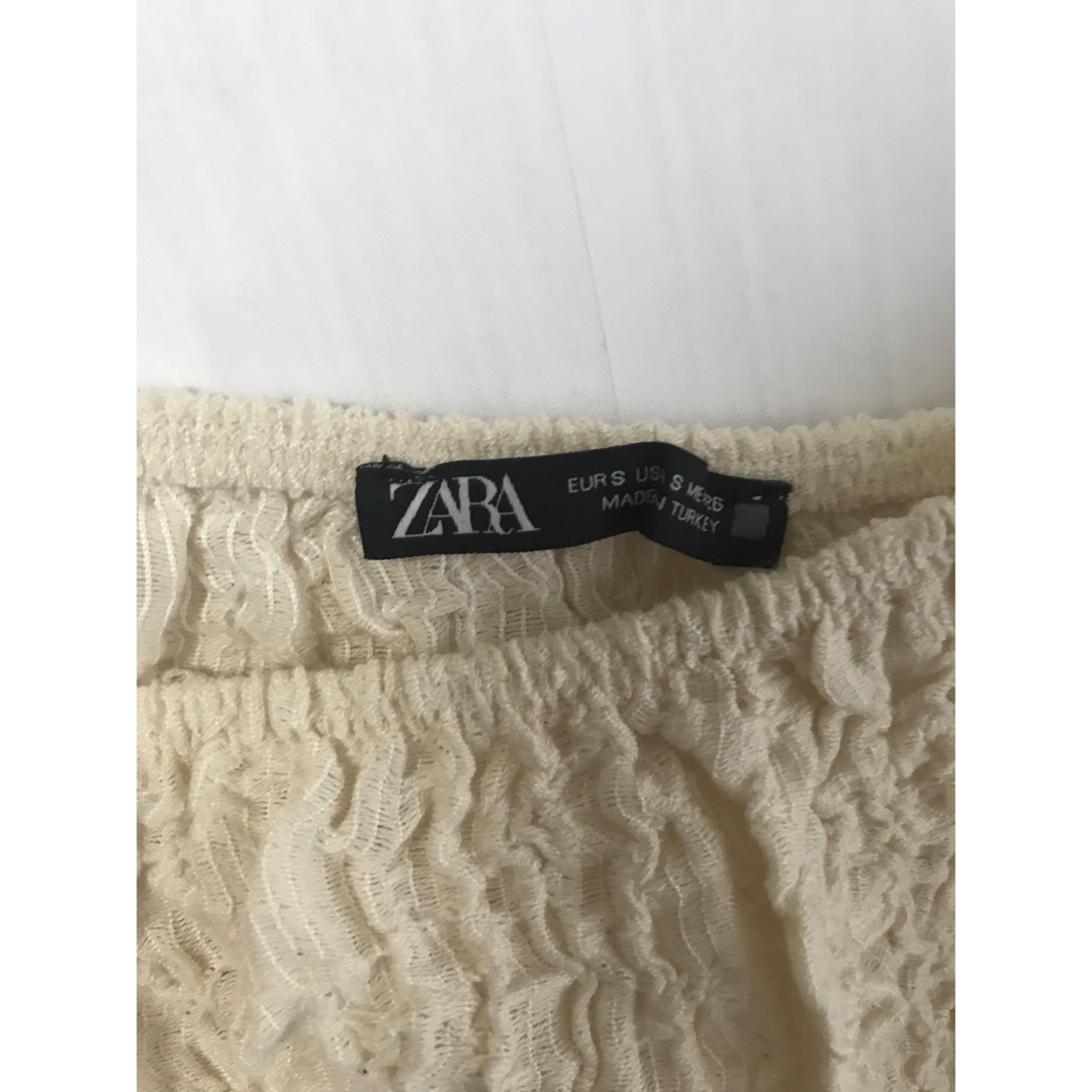 ZARA(ザラ)の[未使用品]ZARA テクスチャードクロップトップ　S シャツ　トップス レディースのトップス(その他)の商品写真