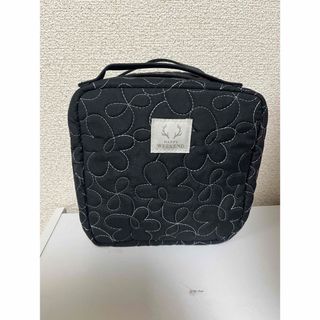 タカラジマシャ(宝島社)の鹿の間が本気で作った! COSME POUCH BOOK  (本なし)(ポーチ)