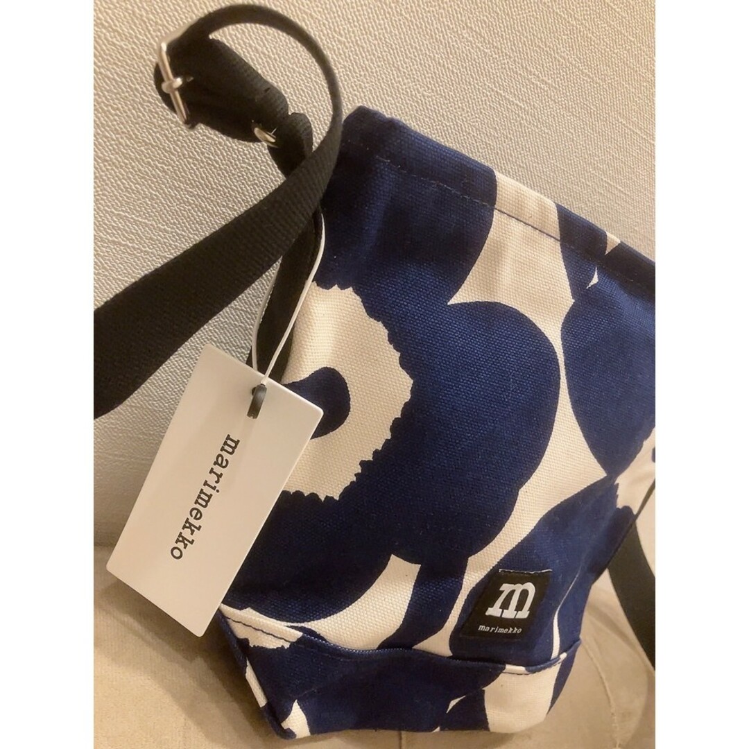 marimekko(マリメッコ)のタグ付き新品　marimekko　マリメッコ  Unikko ショルダーバッグ レディースのバッグ(ショルダーバッグ)の商品写真