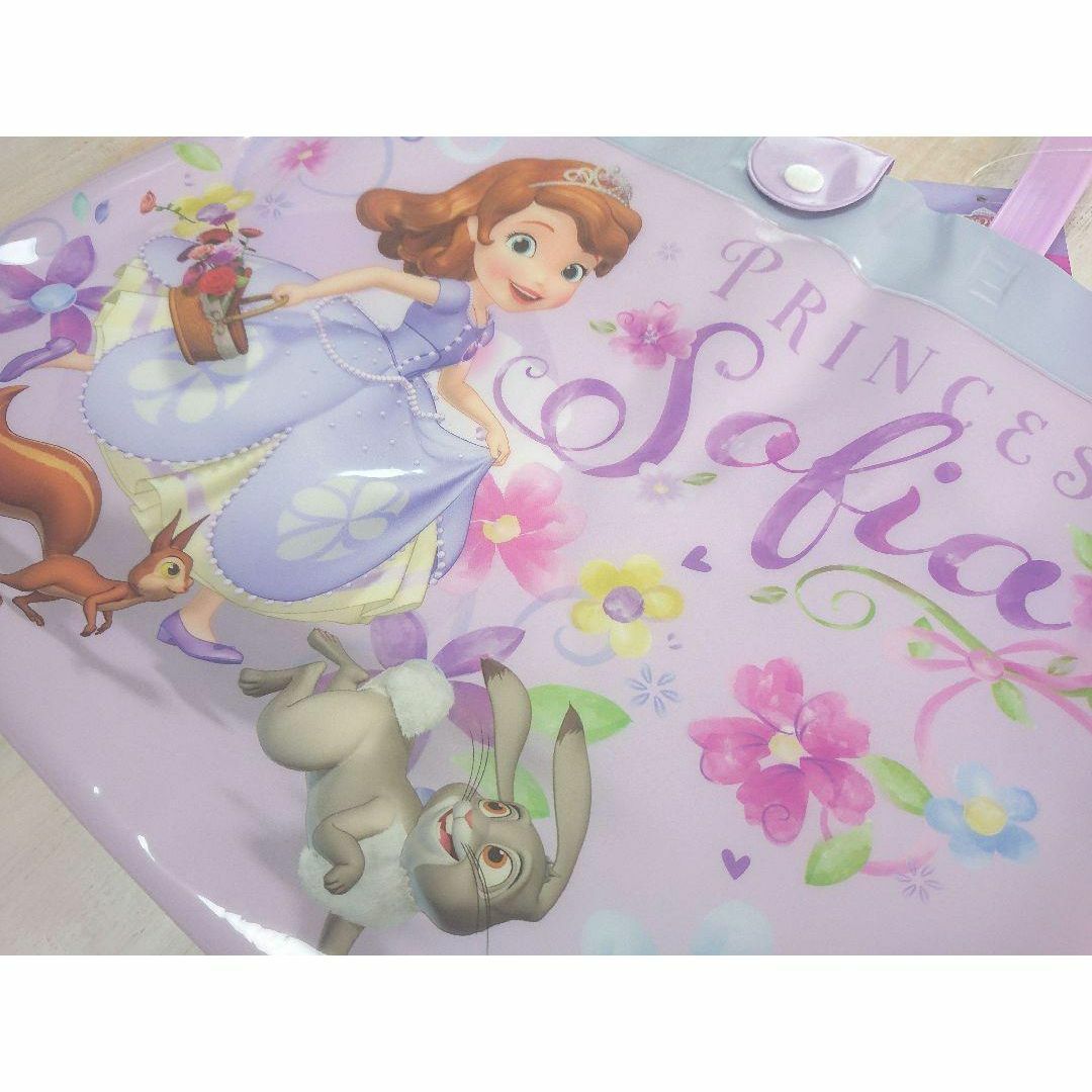 Disney(ディズニー)のDisney プリンセス ソフィア プールバッグ DAISO ダイソー パープル エンタメ/ホビーのおもちゃ/ぬいぐるみ(キャラクターグッズ)の商品写真