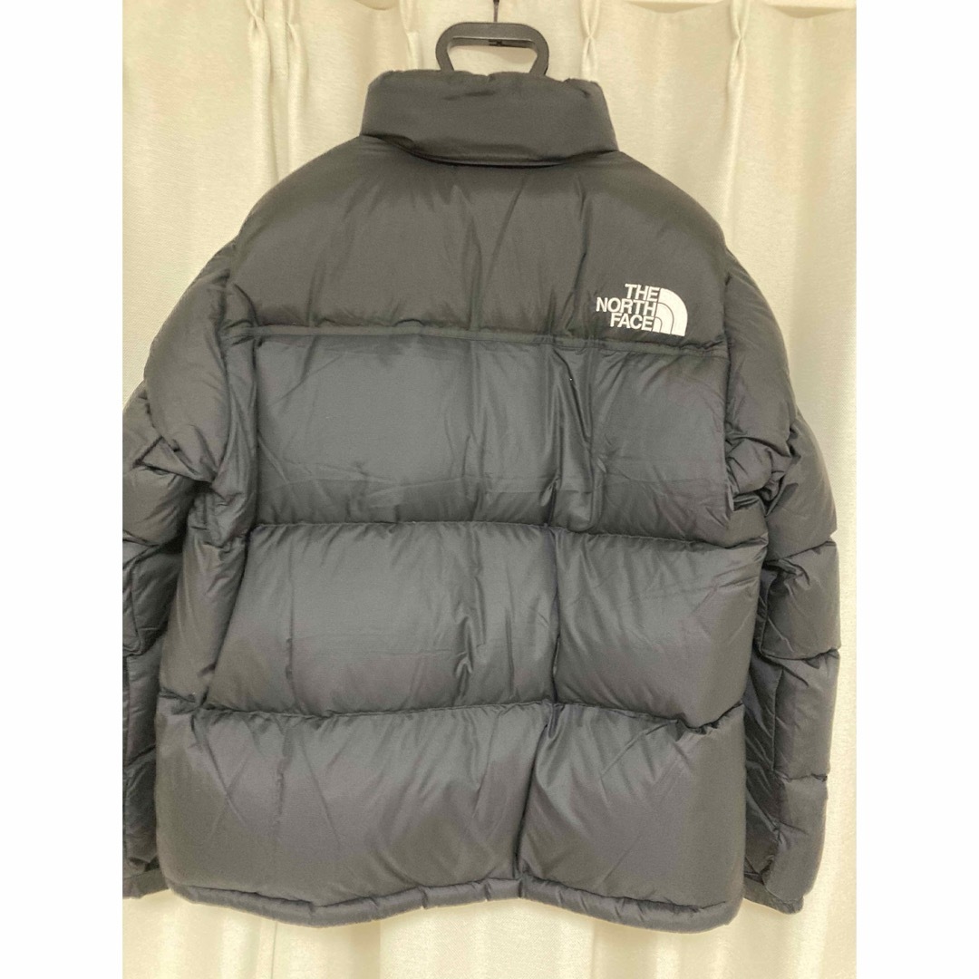 THE NORTH FACE(ザノースフェイス)のノースフェイス ダウンジャケット ヌプシ　Lサイズ　　　　ほぼ新品 メンズのジャケット/アウター(ダウンジャケット)の商品写真