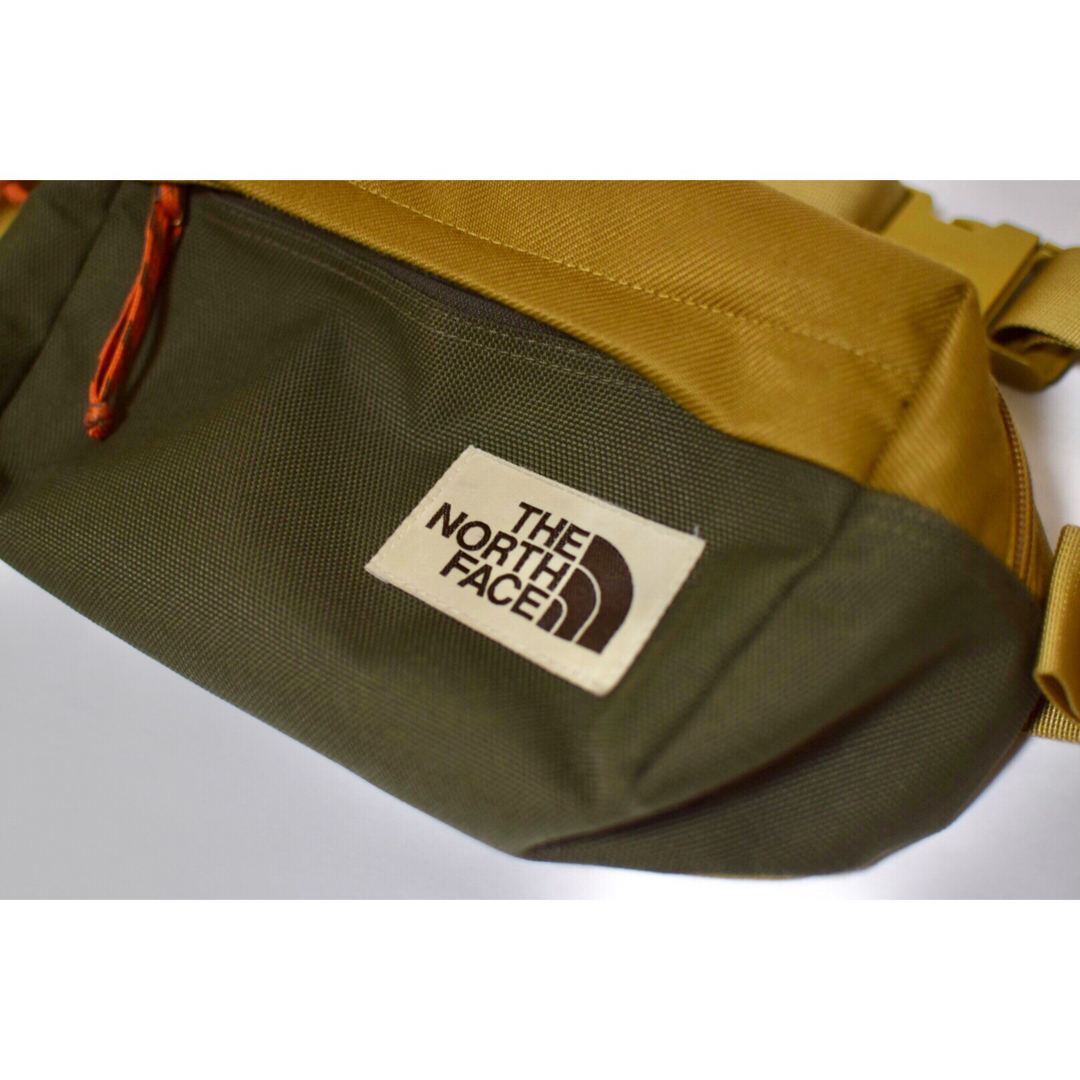 THE NORTH FACE(ザノースフェイス)のTHE NORTH FACE Lumbar Pack NM71954 BK レディースのバッグ(ボディバッグ/ウエストポーチ)の商品写真