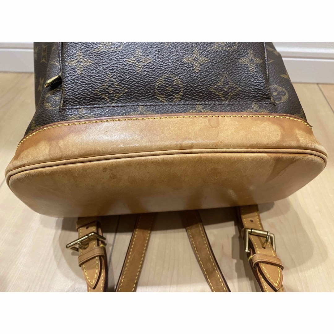 LOUIS VUITTON(ルイヴィトン)のルイヴィトン　リュック レディースのバッグ(リュック/バックパック)の商品写真