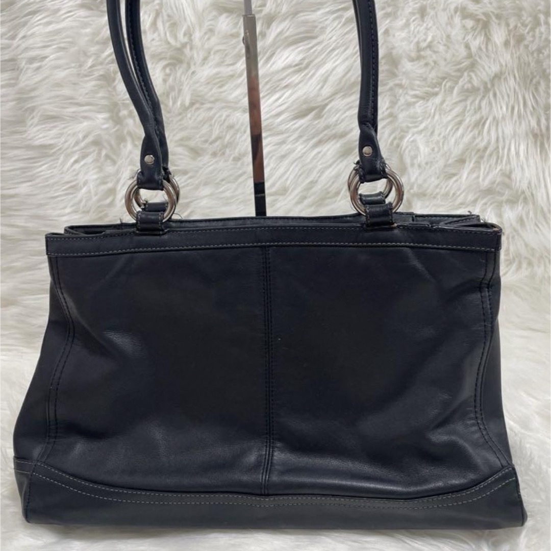 ⭐️美品⭐️coach19728 オールレザーショルダーバッグ黒 レディースのバッグ(ショルダーバッグ)の商品写真