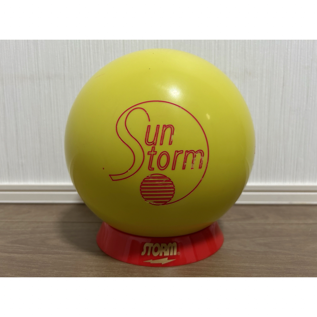 送料込み【新品】Sun Storm Limited Edition  15ポンド スポーツ/アウトドアのスポーツ/アウトドア その他(ボウリング)の商品写真