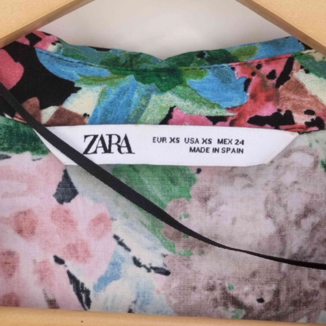 ZARA(ザラ)のZARA(ザラ) 花柄 開襟 スキッパーブラウス レディース トップス レディースのトップス(シャツ/ブラウス(長袖/七分))の商品写真