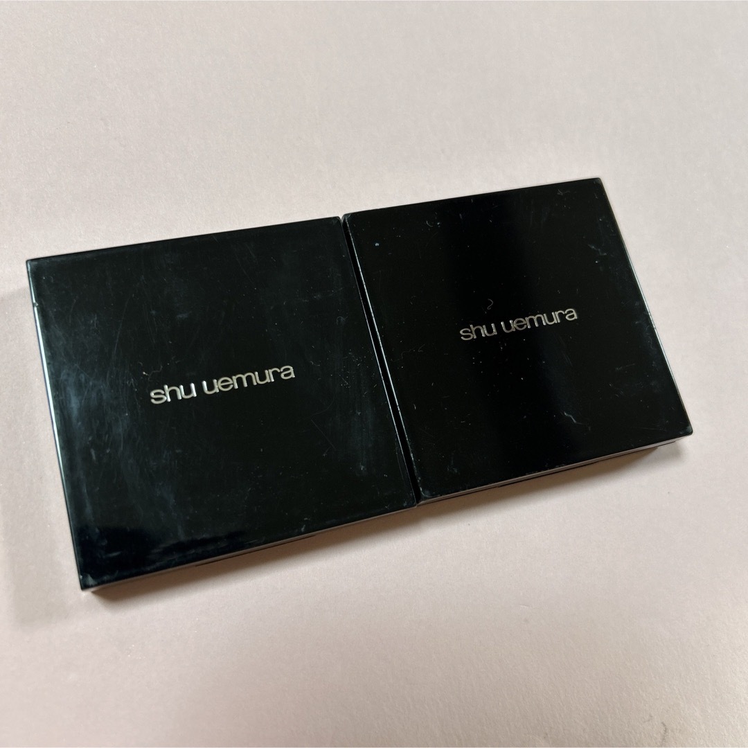 shu uemura(シュウウエムラ)のシュウウエムラ　ブローパレット眉墨　お色違い2つセット コスメ/美容のベースメイク/化粧品(パウダーアイブロウ)の商品写真