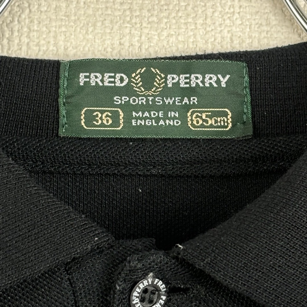 FRED PERRY(フレッドペリー)のビンテージ　フレッドペリー　ポロシャツ　英国製　半袖　黒赤白　S 36 古着 メンズのトップス(ポロシャツ)の商品写真