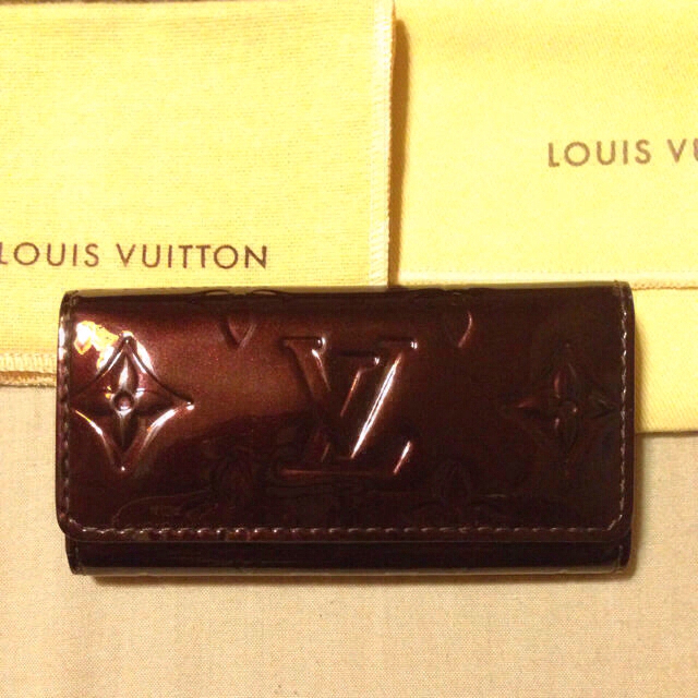 LOUIS VUITTON - 送料込✩ヴィトン✩ベル二4連キーケース