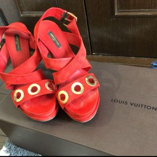 ルイヴィトン(LOUIS VUITTON)の正規品　ルイヴィトンサンダル(サンダル)