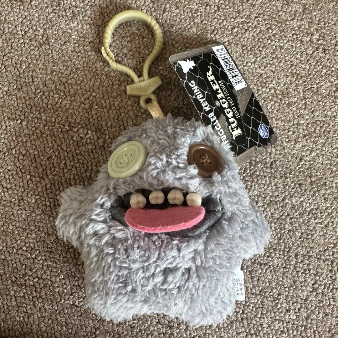 【新品】FUGGLER KEYRING  エンタメ/ホビーのおもちゃ/ぬいぐるみ(キャラクターグッズ)の商品写真