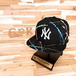 ニューエラー(NEW ERA)の【ニューエラ×ヤンキース】ペンキ カラフル グラフィティ アート キャップ 黒(キャップ)