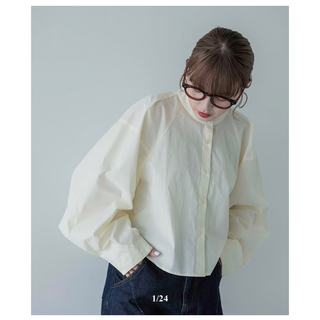 ザラ(ZARA)のfashiru collarless volume sleeve blouse(シャツ/ブラウス(長袖/七分))