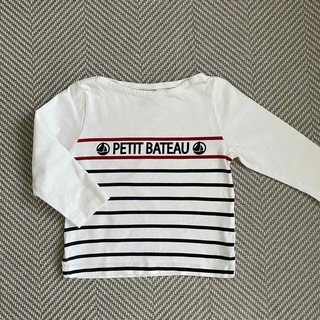 PETIT BATEAU - 美品★PETIT BATEAU プチバトー 長袖ボーダートップス　ロンT